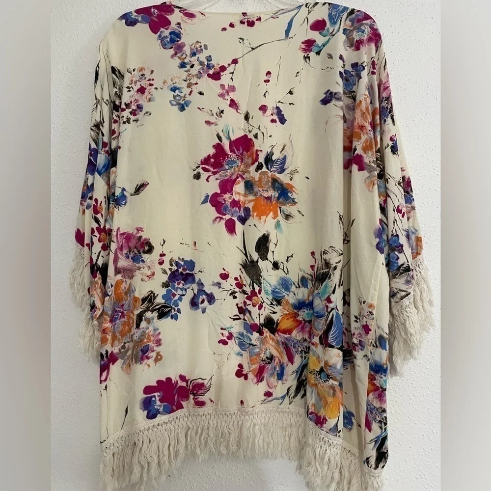 Umgee Cream Colorful Floral Fringe Kimono Women’s sz S